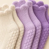 Cumulo Cloud Socks · 3 Pairs, close-up of the materials