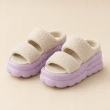 Cumulo Cross-Strap, studio photo