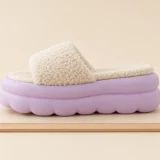 Cumulo Cross-Strap, side view showing the sole