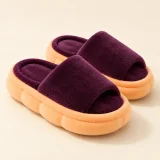 Mallow Lounge Slide, studio photo