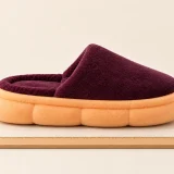 Mallow Squish Slipper, side view showing the sole
