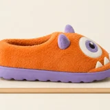 Nomlet Cyclops Slipper, side view showing the sole
