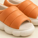Puffa Peep-Toe, close-up of the materials